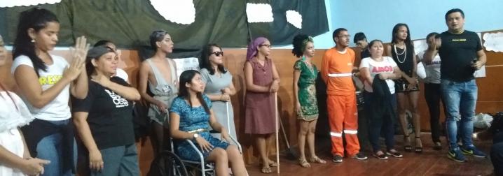 Estudantes de pedagogia apresentam espetáculo sobre inclusão 